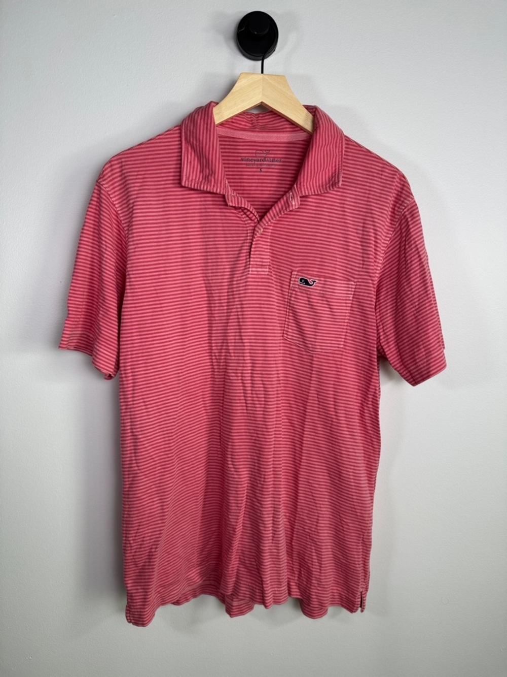Vineyard Vines Men’s Small Striped Polo Shirt Pink White Whale Logo 2014 GUC - Picture 1 of 6